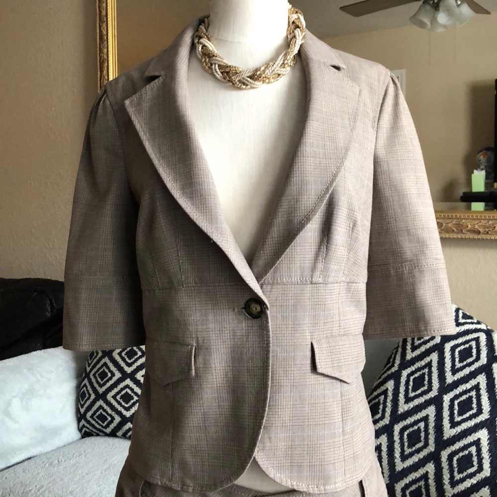 Guess two piece outfit